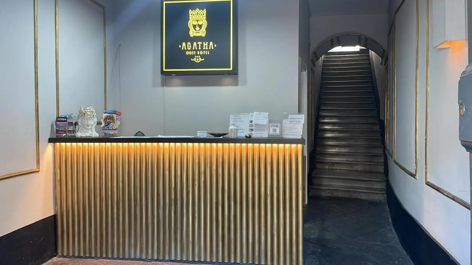 Agatha Cosy Hotel CTA
